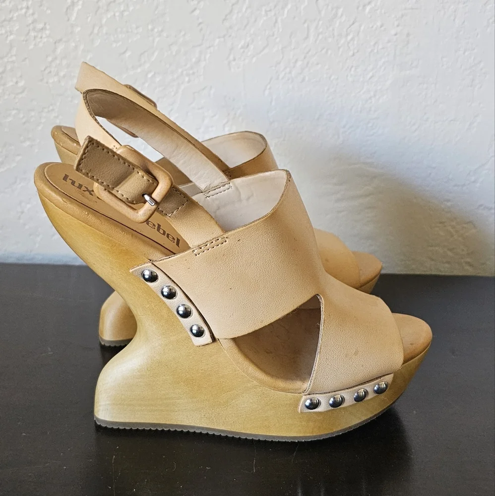 Luxury rebel shoes,‎ size 6